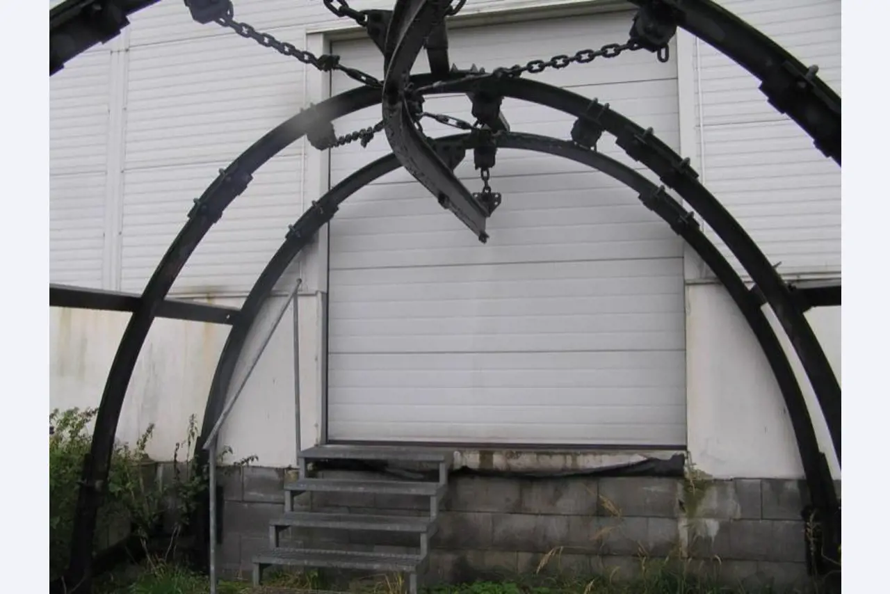 Stavus Technologie, s.r.o / DCT interier s.r.o.
-3